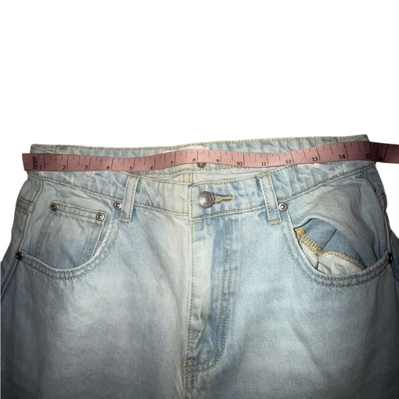 GREY LAB Los Angeles Light Wash Straight Jeans Size 30 - Picture 3 of 6